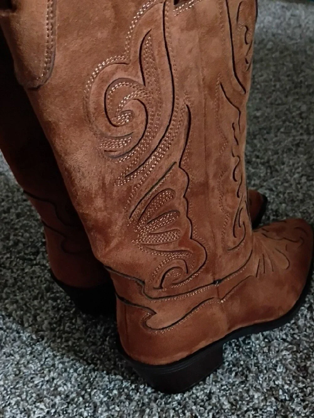 Women's Tan Suede Western Heeled Boots - Picture 4 of 7